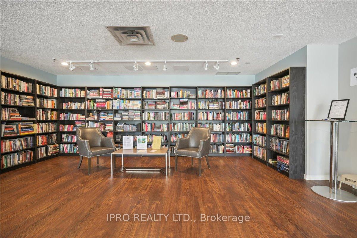 1 Bedroom Condo at 2511 Lakeshore, Oakville For sale
