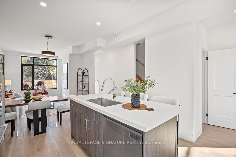 3 Heydon Park