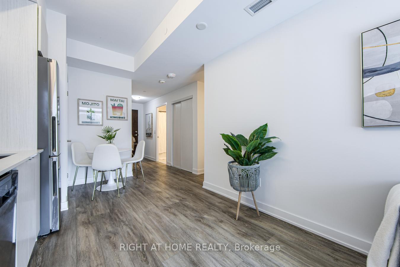 1 Bedroom Condo at 630 Greenwood, Toronto For sale