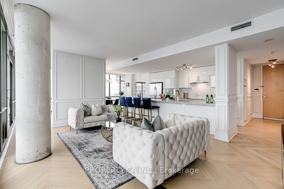 #3002 - 33 Mill Street, Toronto, ON M5A 3R3