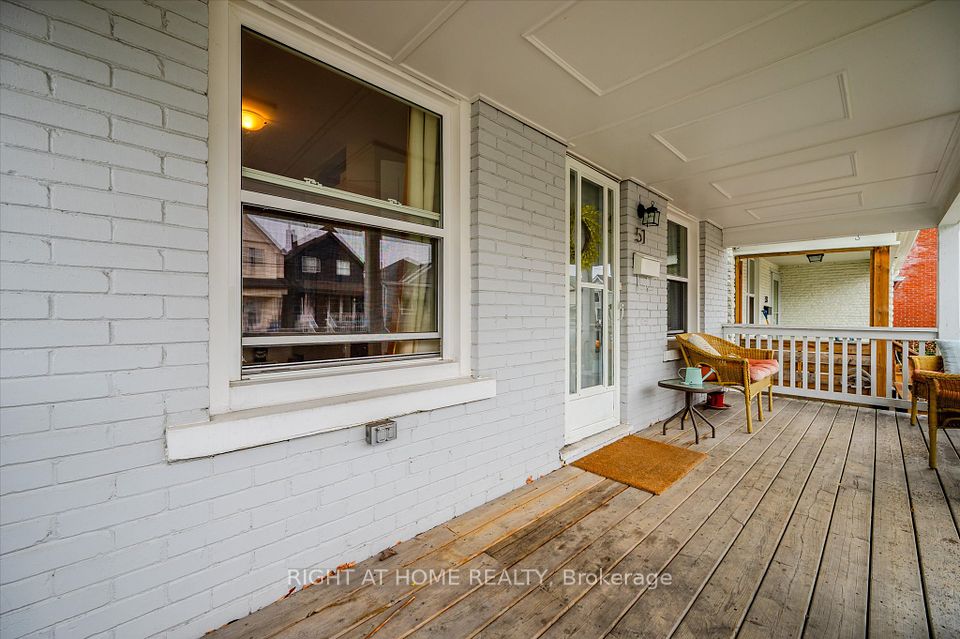 51 Fairview Avenue, Hamilton, ON L8L 7B7