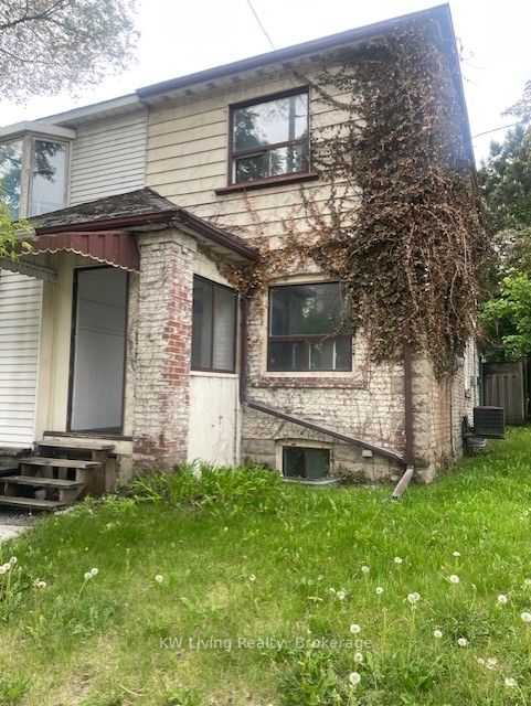 537 Eglinton