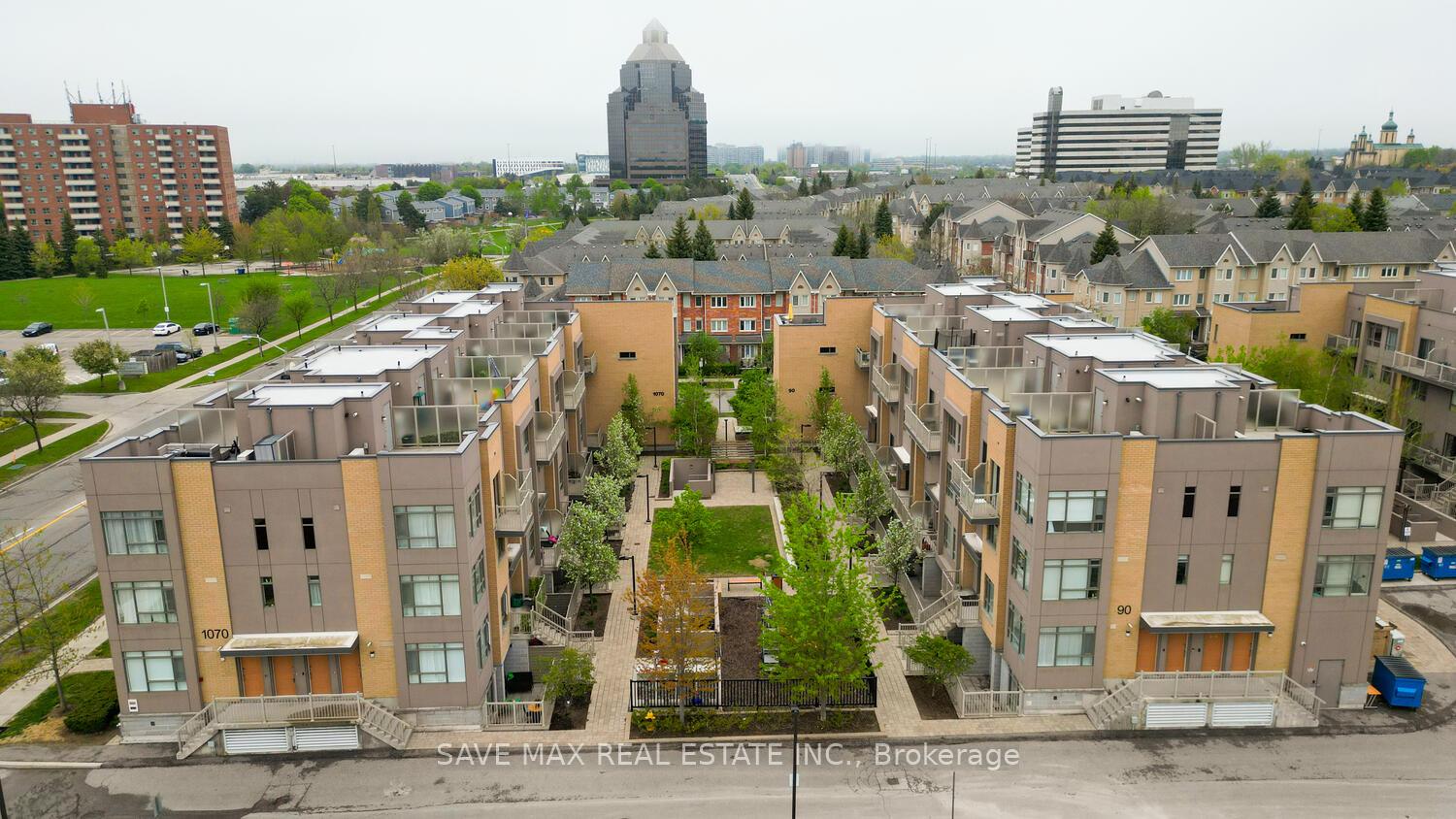 2 Bedrooms Condo at 1070 Progress, Toronto For sale