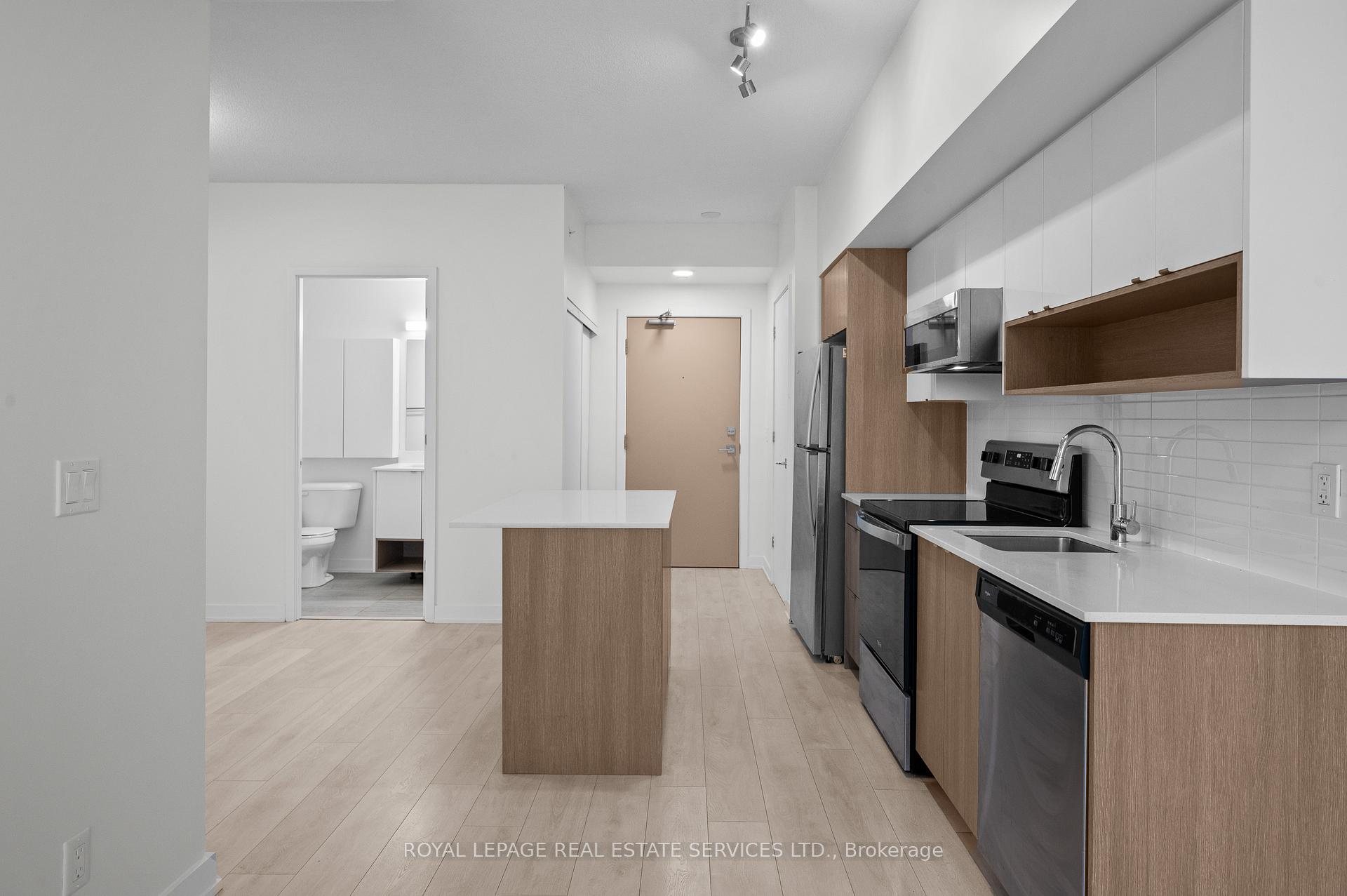 1 Bedroom Condo at 1117 Cooke, Burlington For sale