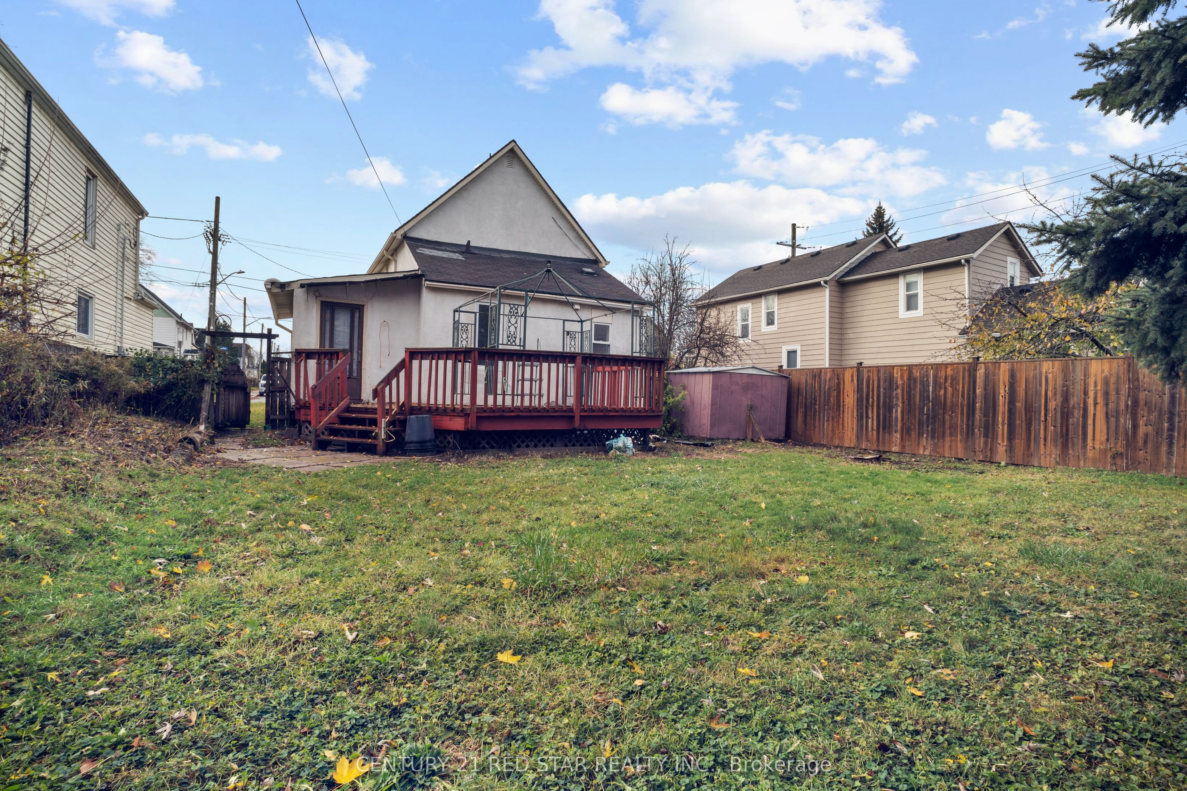 5082 St. Lawrence Avenue