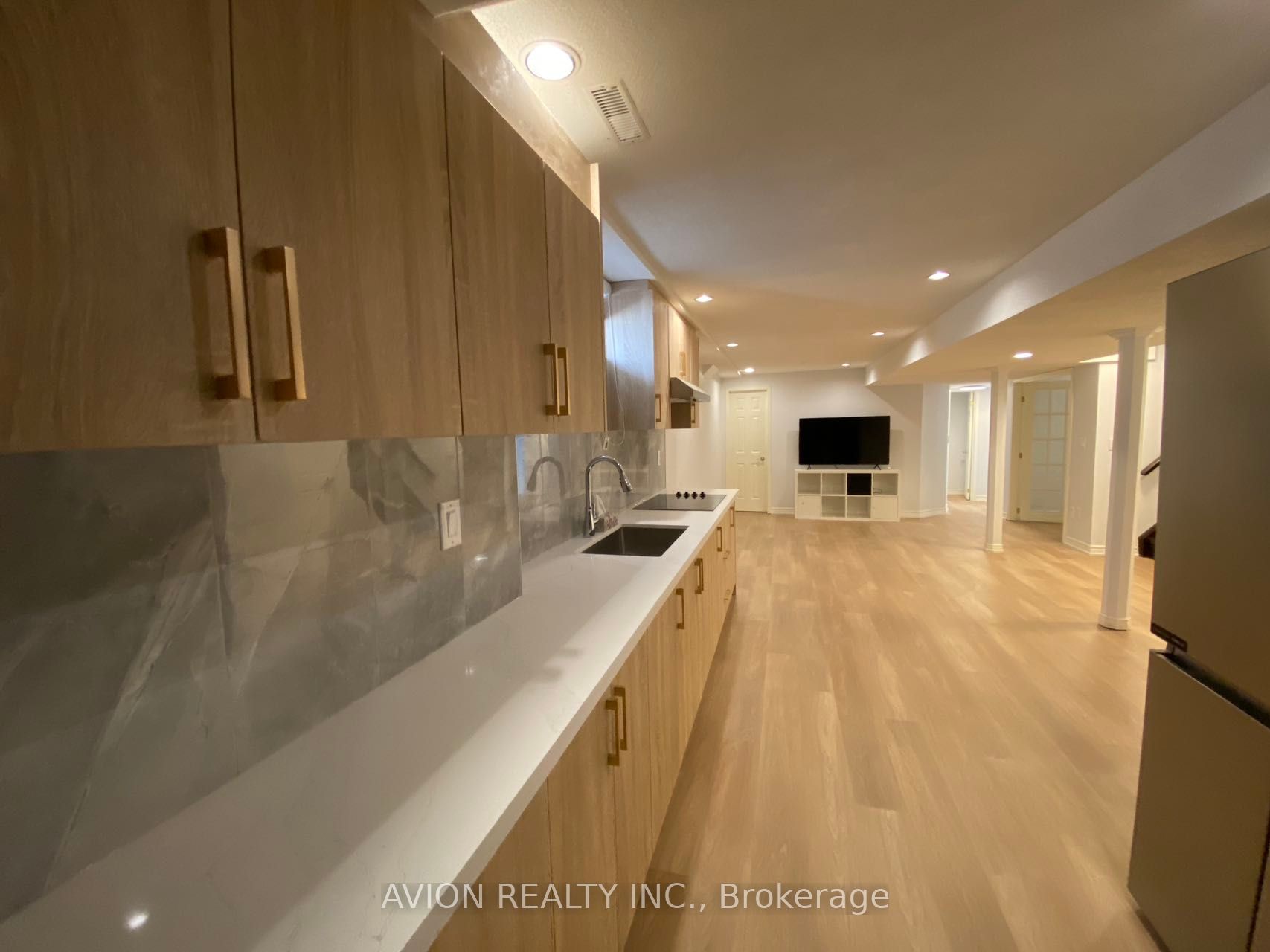 29 Falling River Drive, #basement