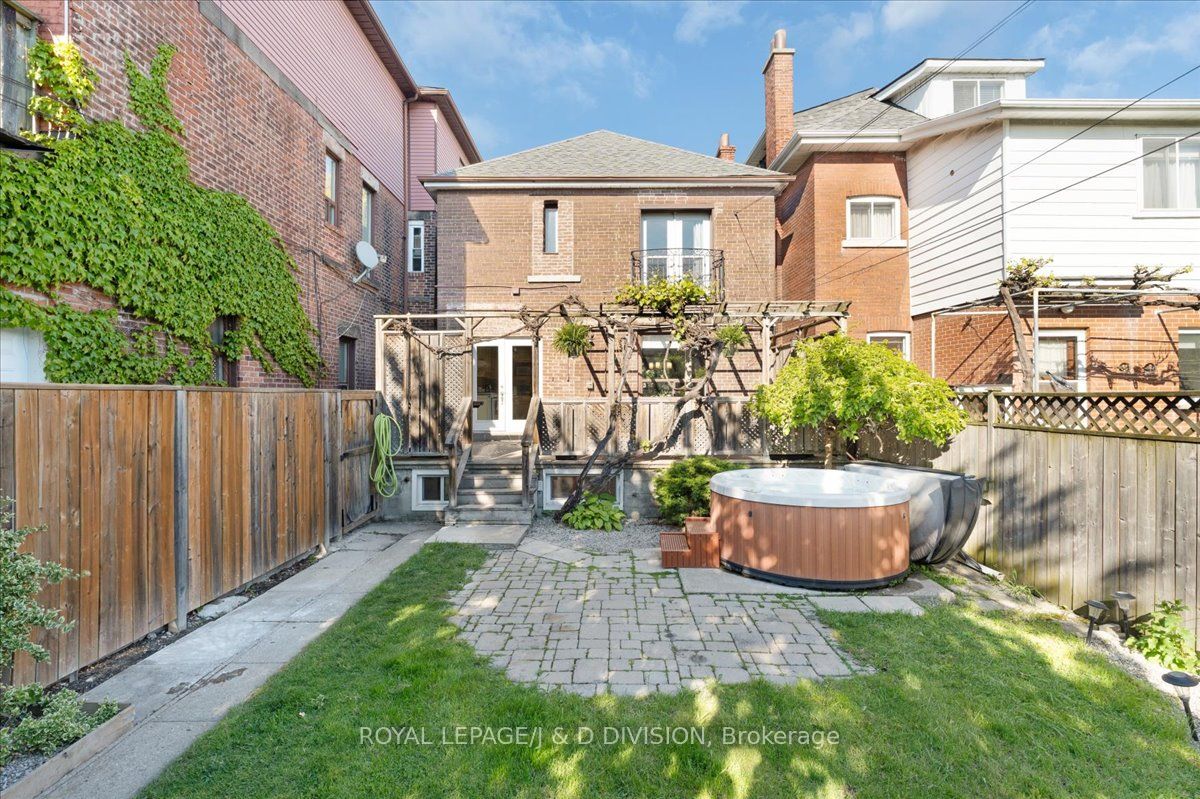 672 Shaw Street