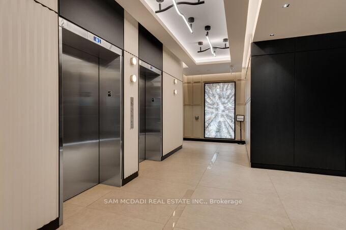 1 Bedroom Condo at 3200 William Coltson, Oakville For sale