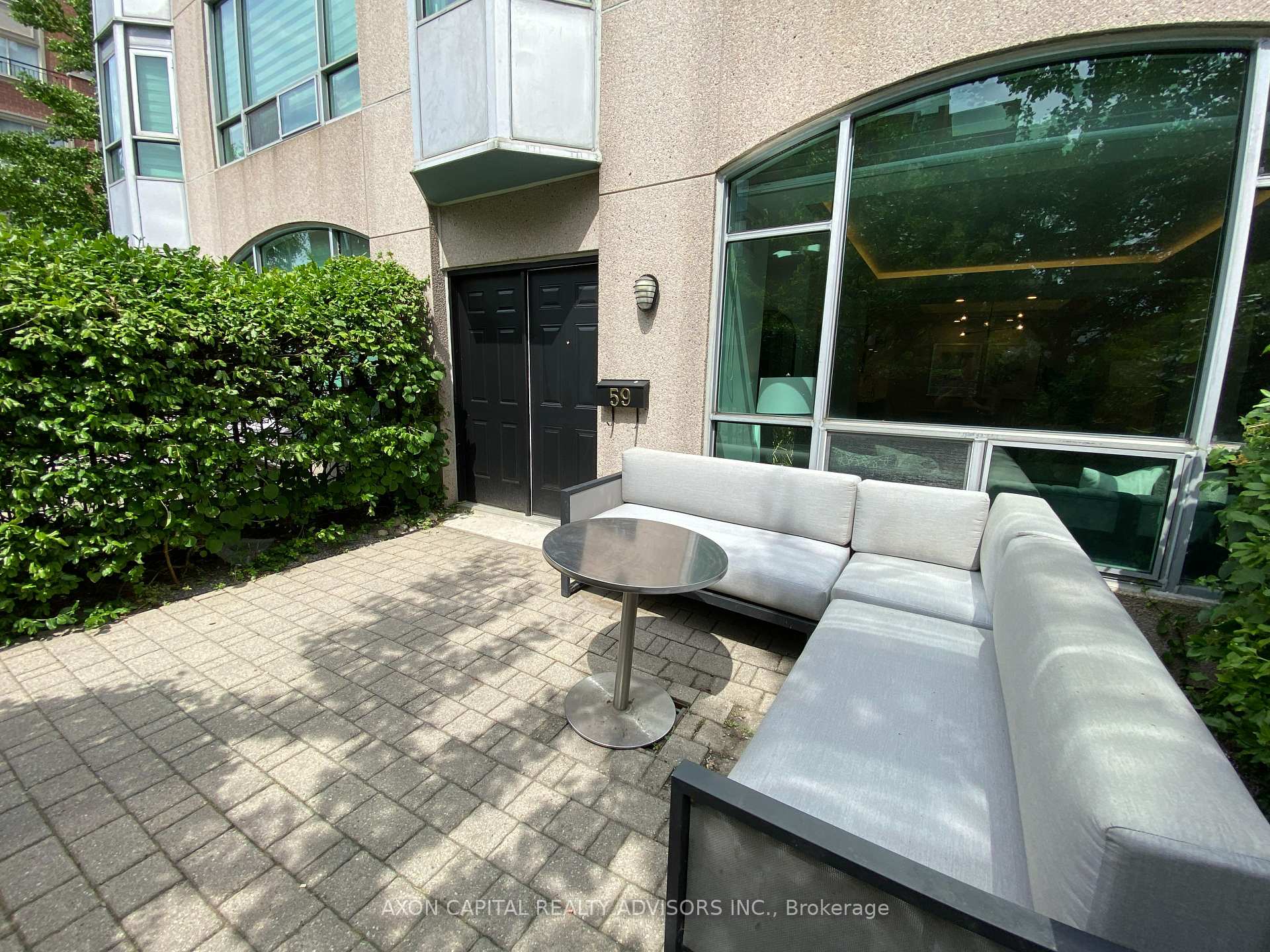3 Bedrooms Condo at 59 Mcmurrich, Toronto For sale