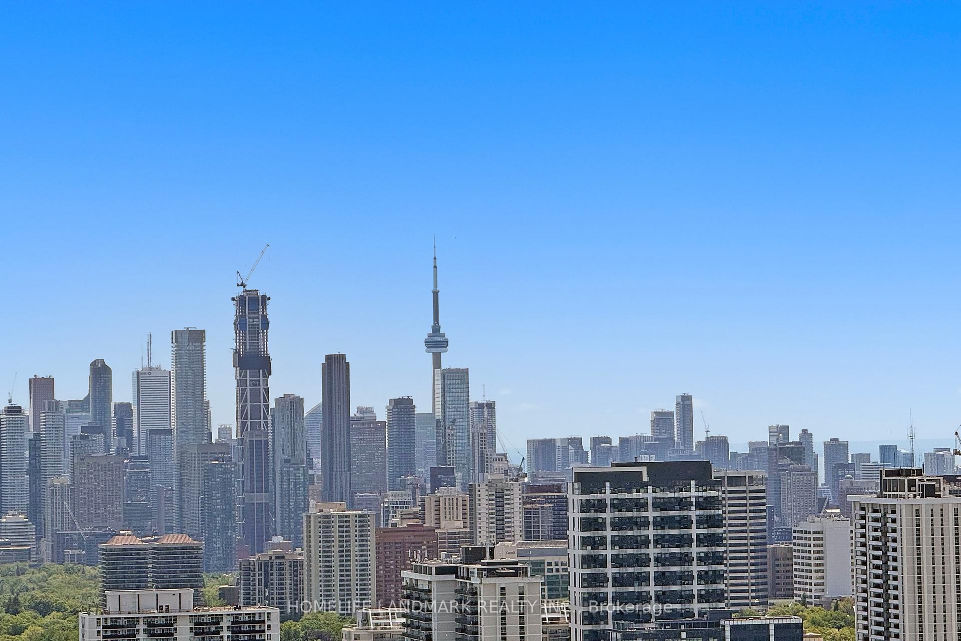 2 Bedrooms Condo at 185 Roehampton, Toronto For sale