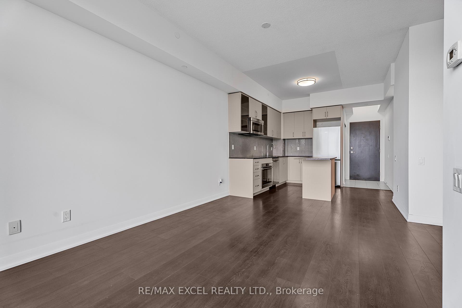 2 Bedrooms Condo at 5162 Yonge, Toronto For sale