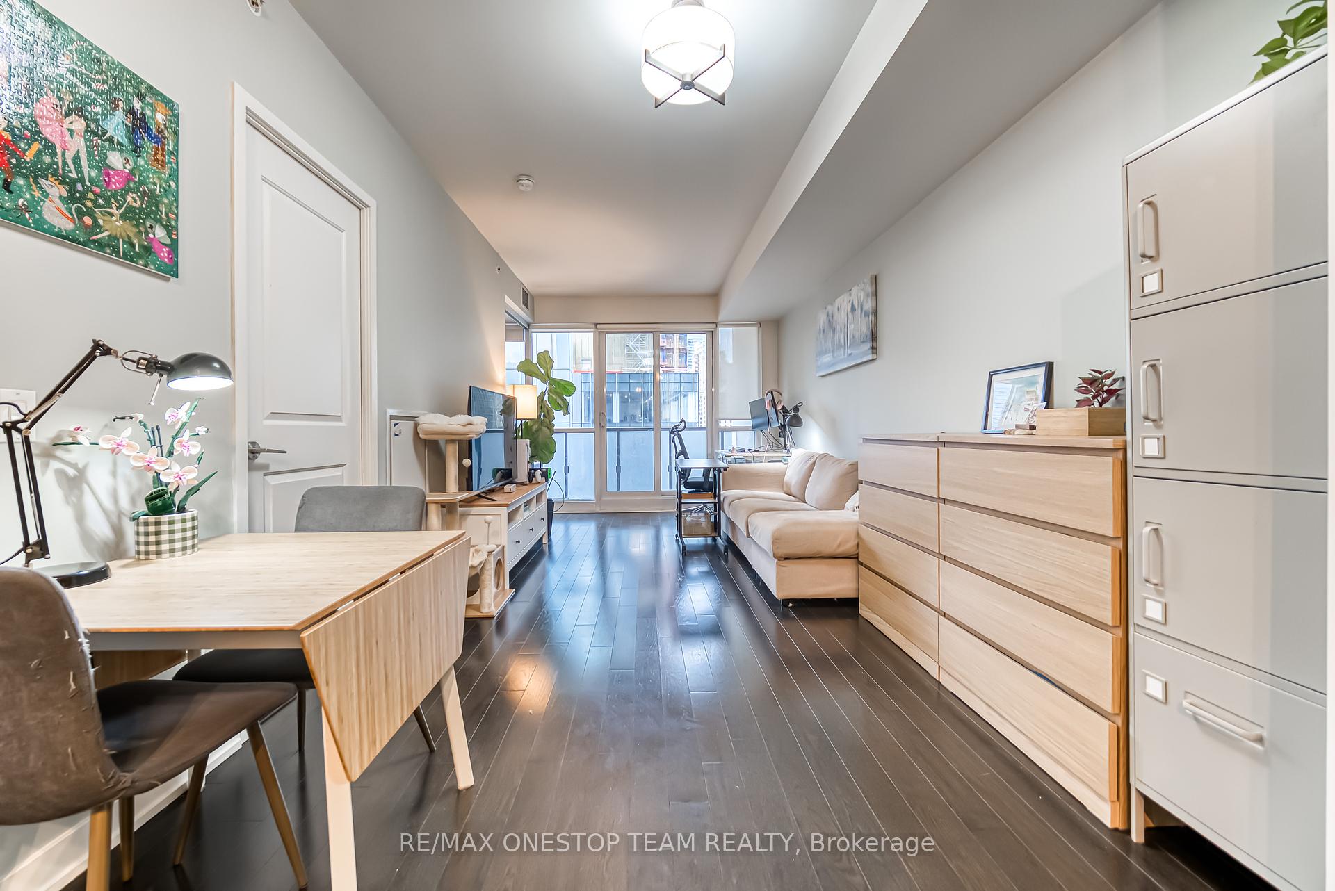2 Bedrooms Co-op at 1 The Esplanade, Toronto For sale