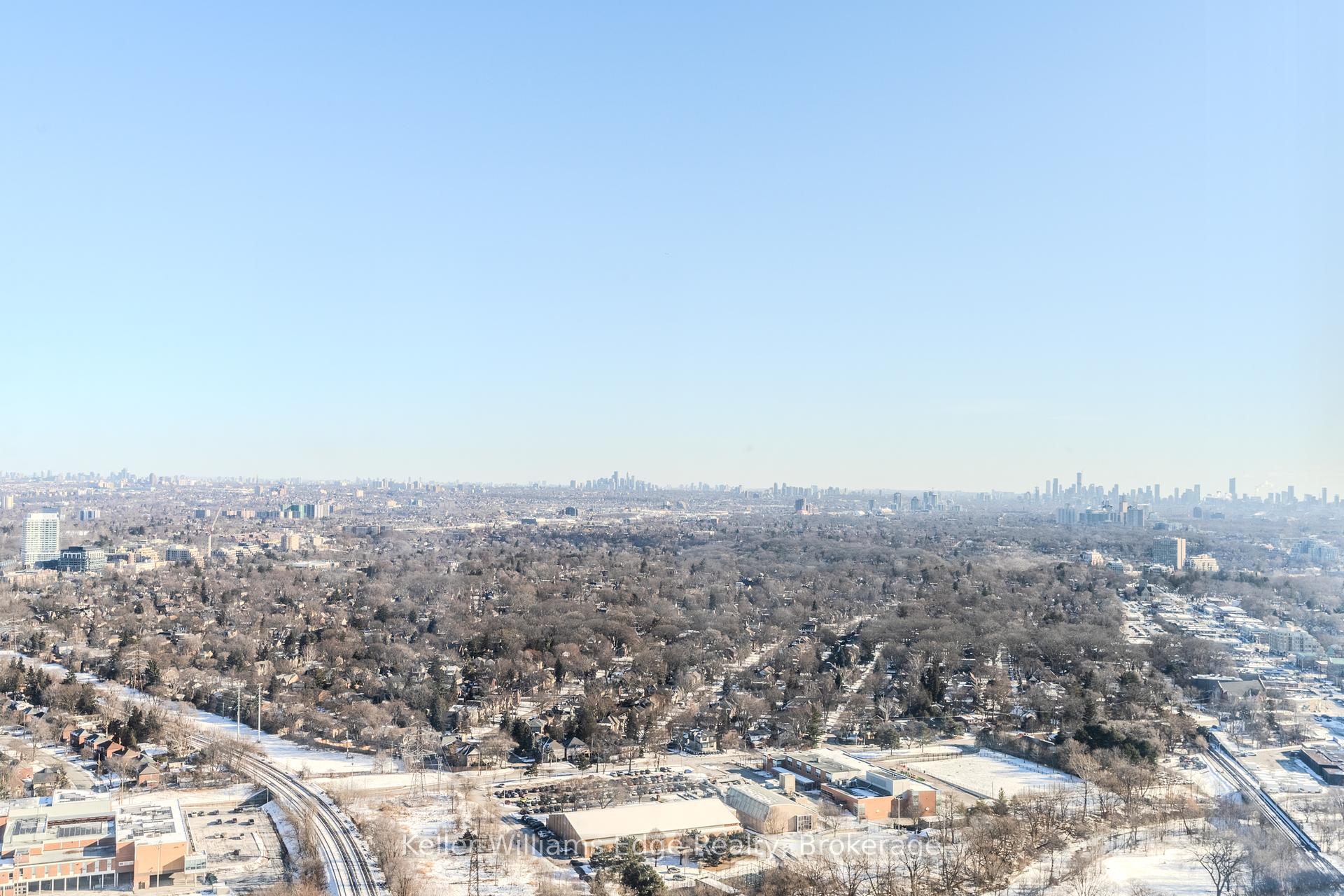 2 Bedrooms Condo at 7 Mabelle,  Toronto For sale