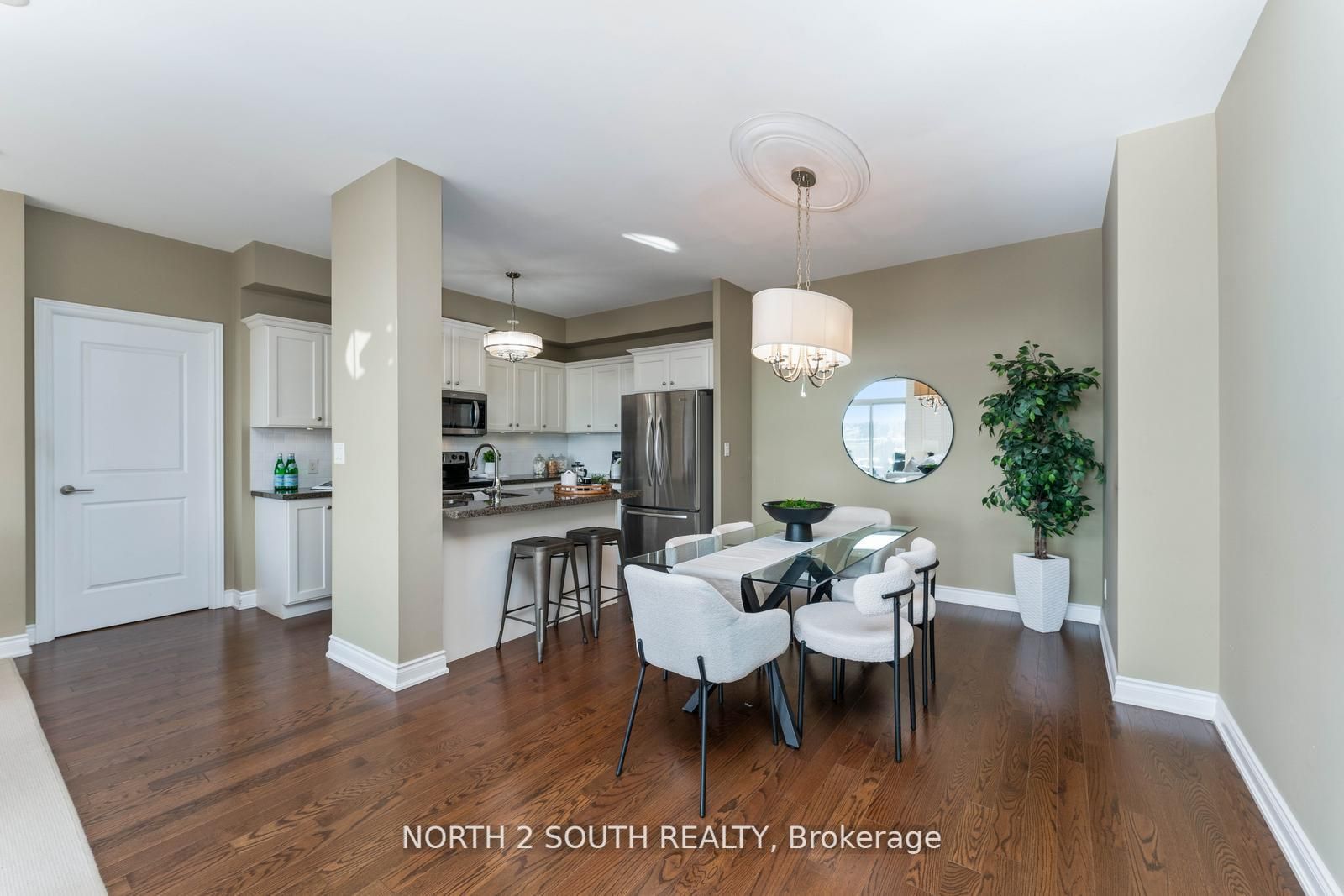 281 Woodbridge Avenue, #521