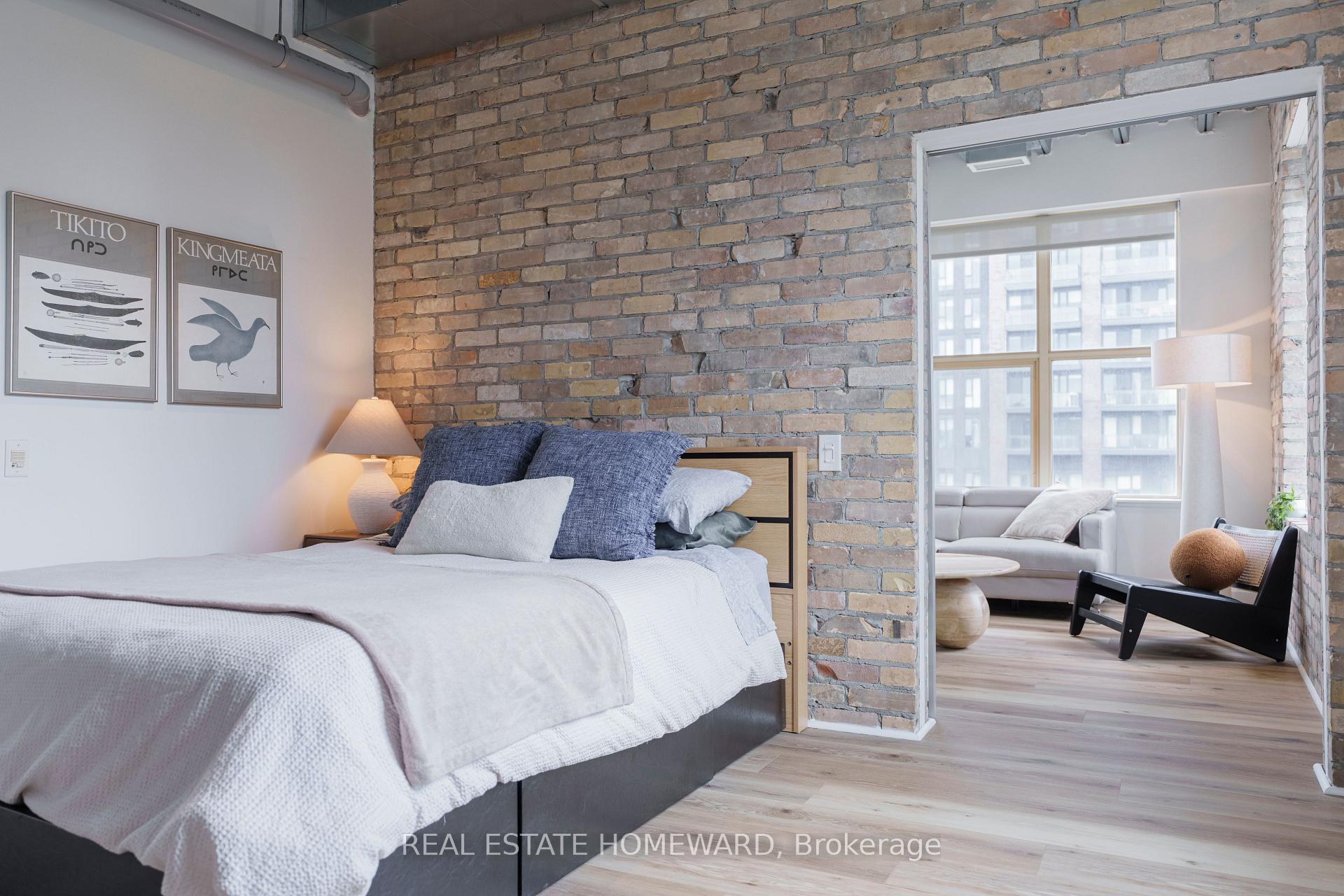 1 Bedroom Condo at 736 Dundas, Toronto For sale