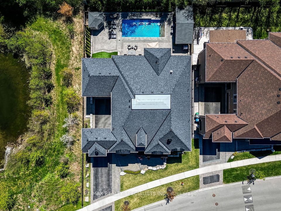 41 Burlwood Road, Brampton, ON L6P 4E8