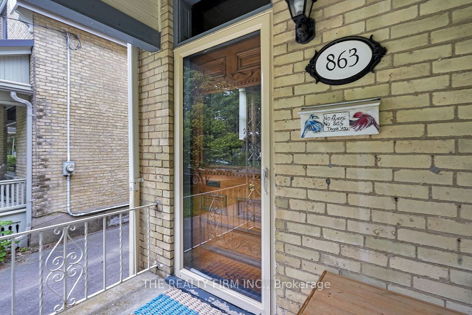 863 Maitland