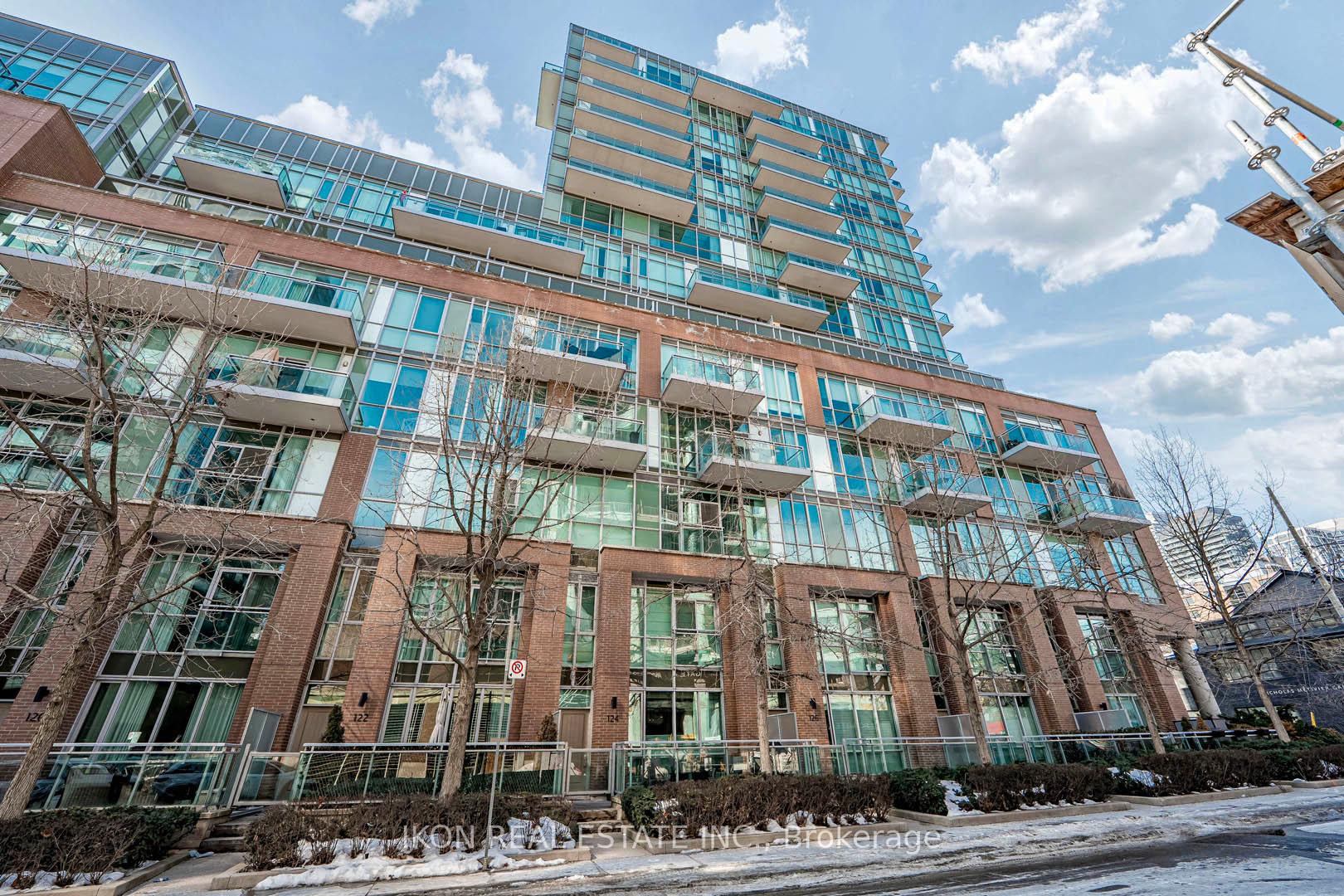 3 Bedrooms Condo at 116 George, Toronto For sale