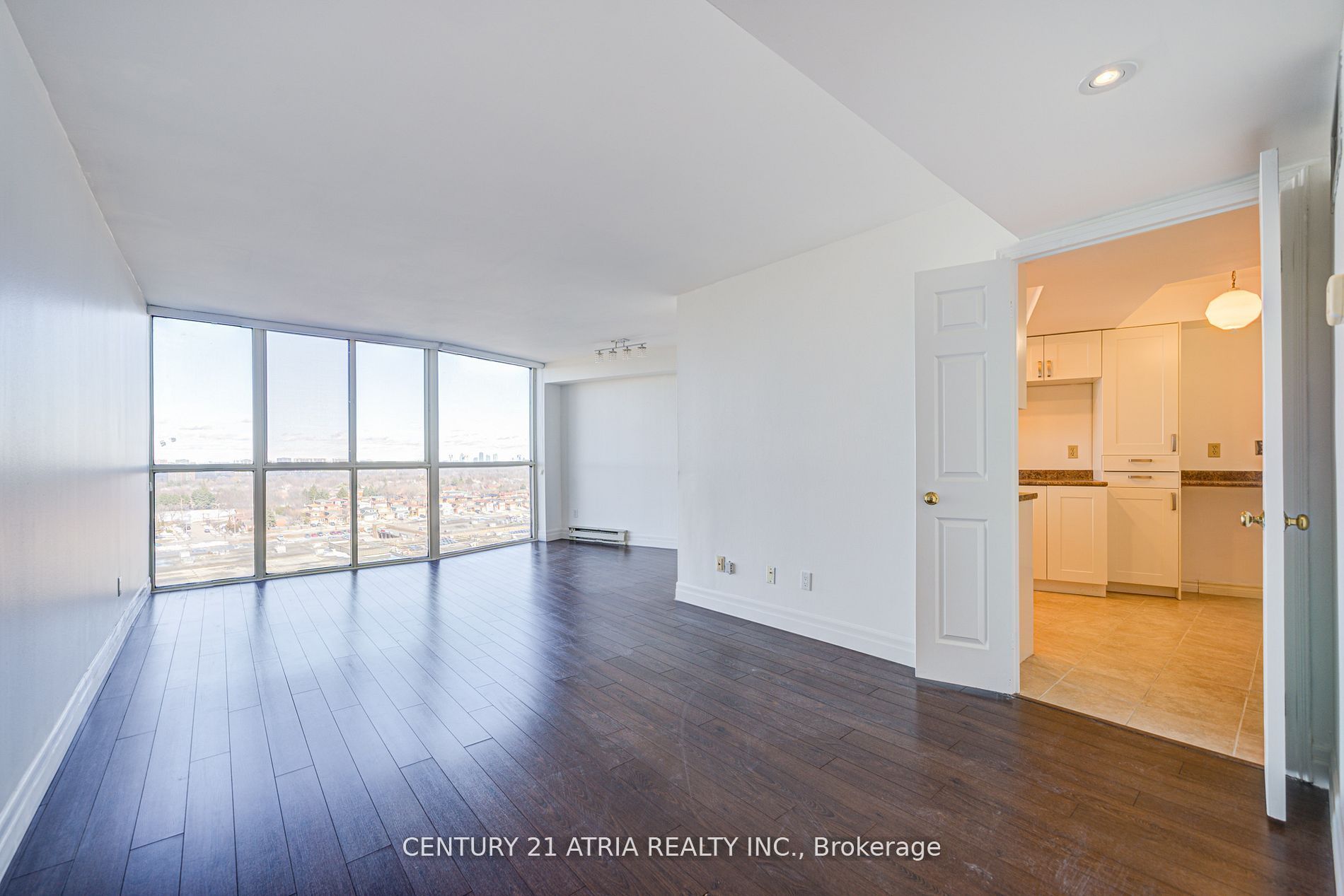 1360 Rathburn Road E, #1505