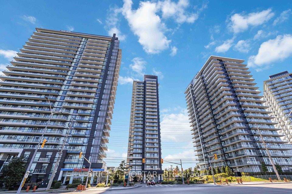 2560 Eglinton