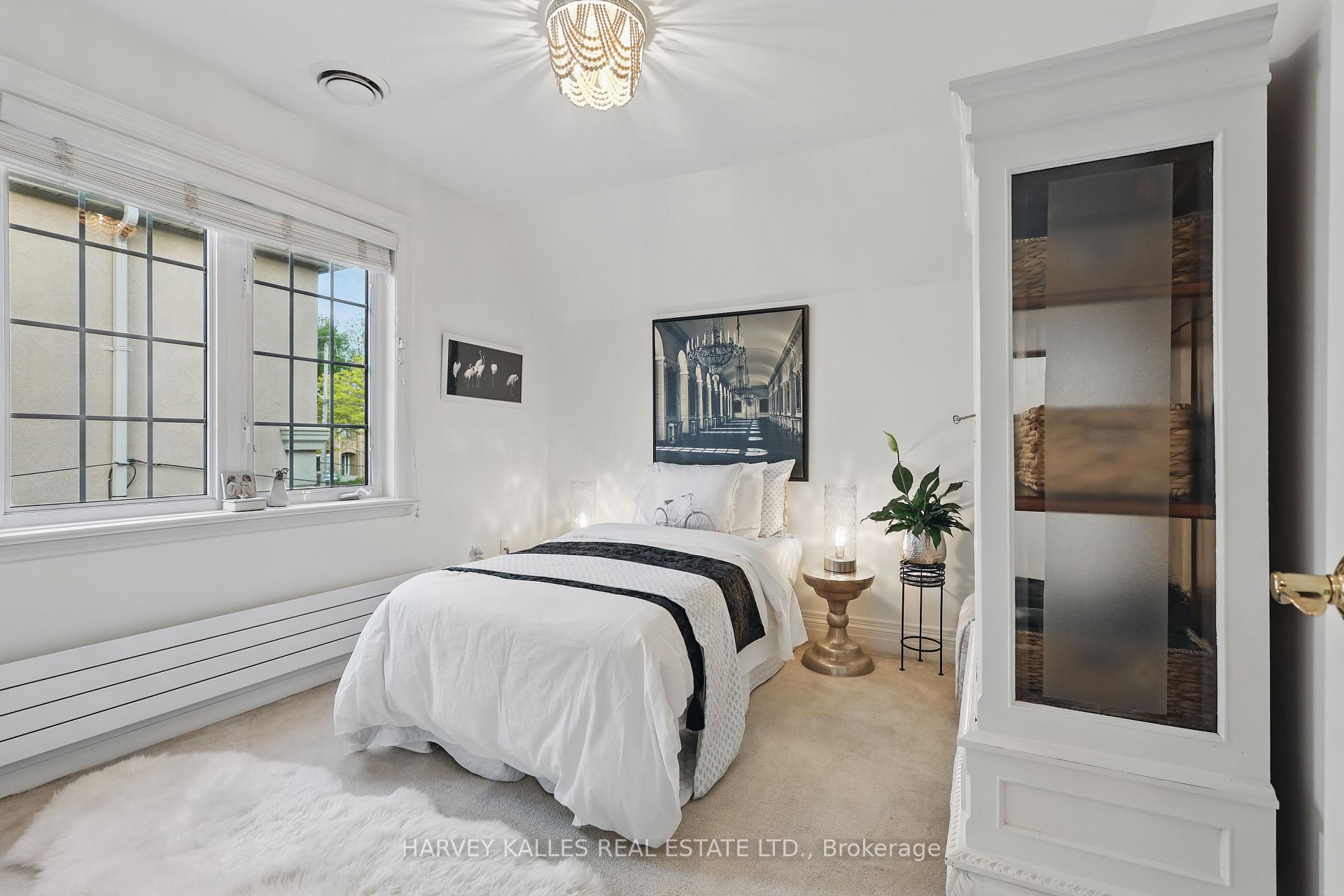 362 Broadway Avenue
