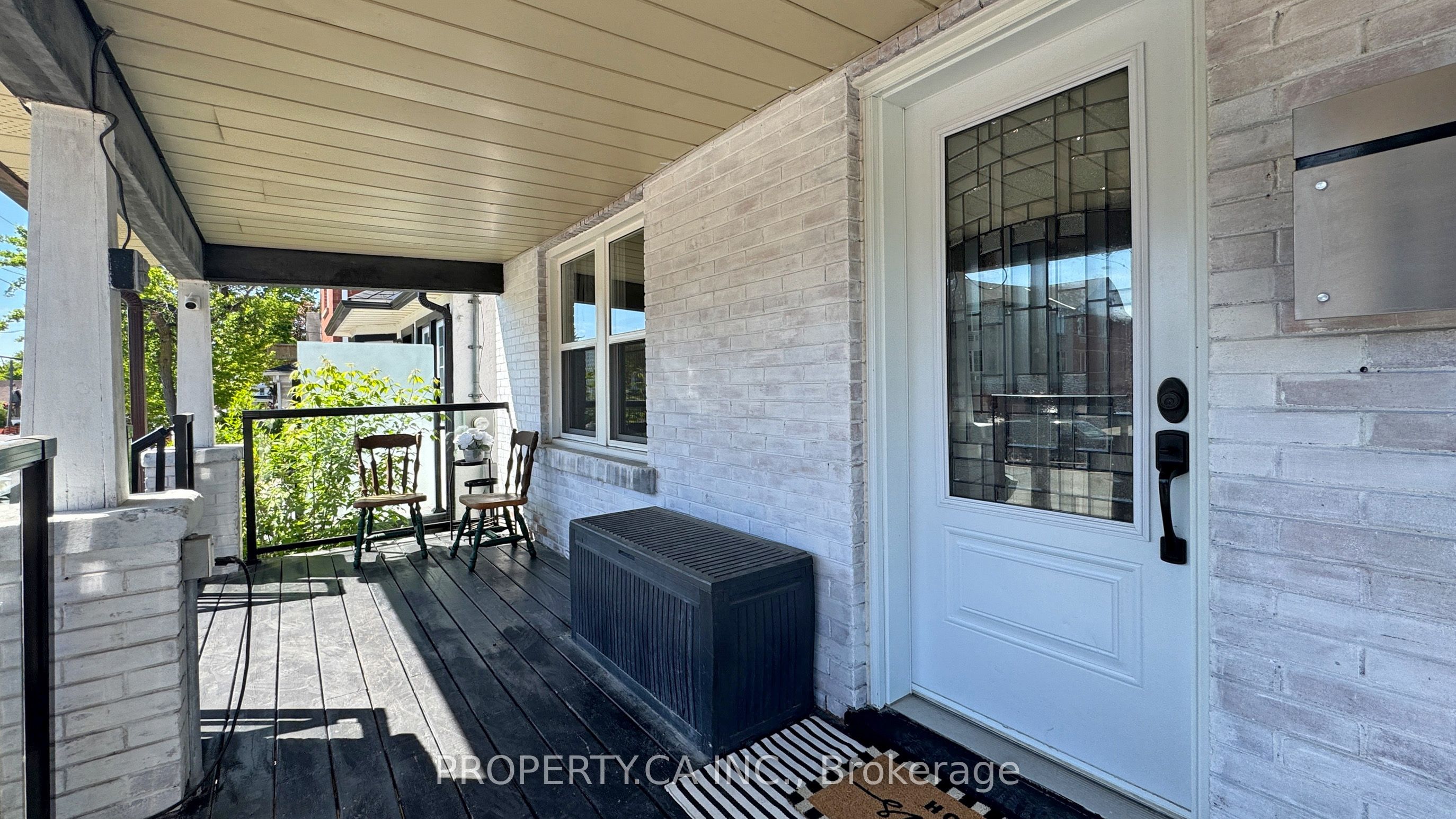 106 Park Road S
