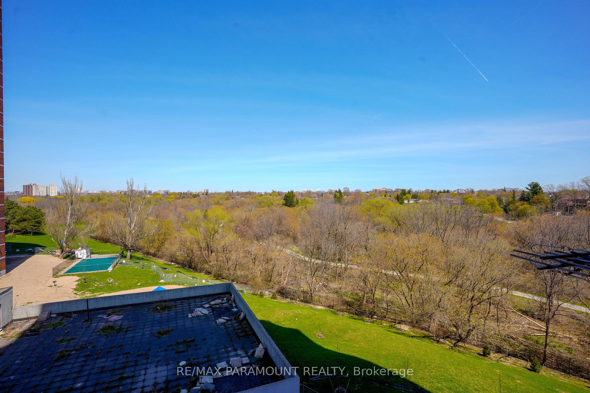 3 Bedrooms Condo at 234 Albion,  Toronto For sale