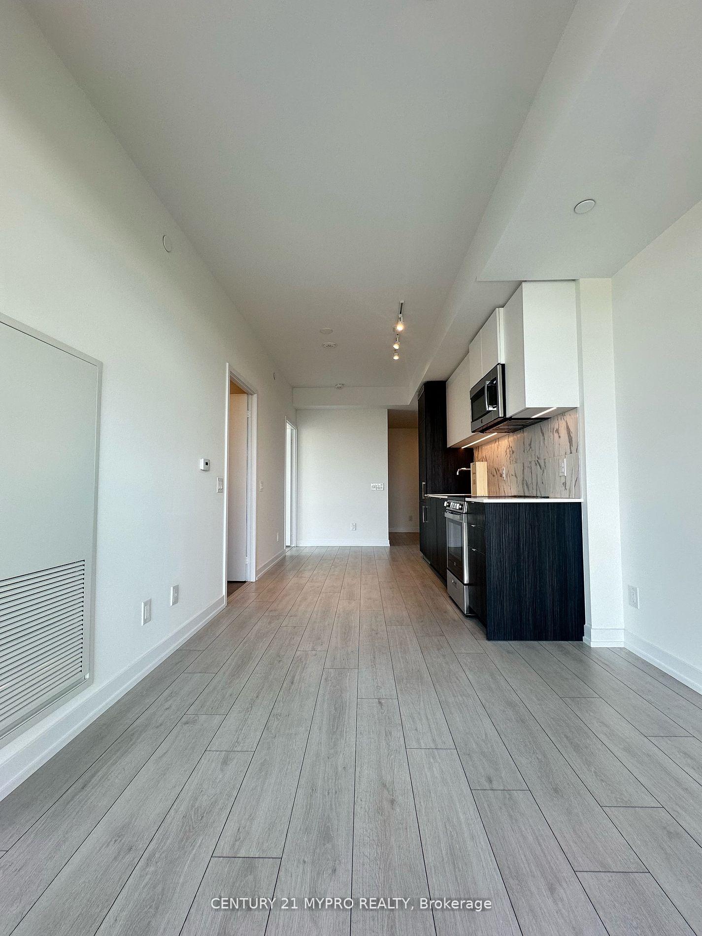 2 Bedrooms Condo at 500 Dupont,  Toronto For sale