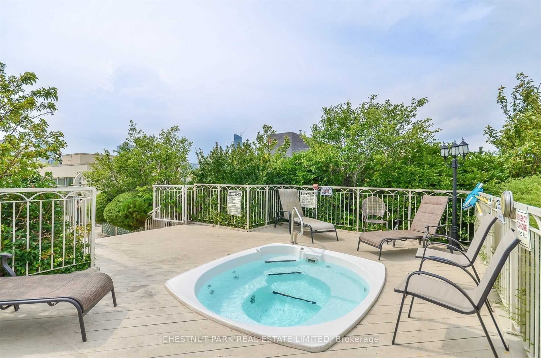 313 Richmond Street E 555