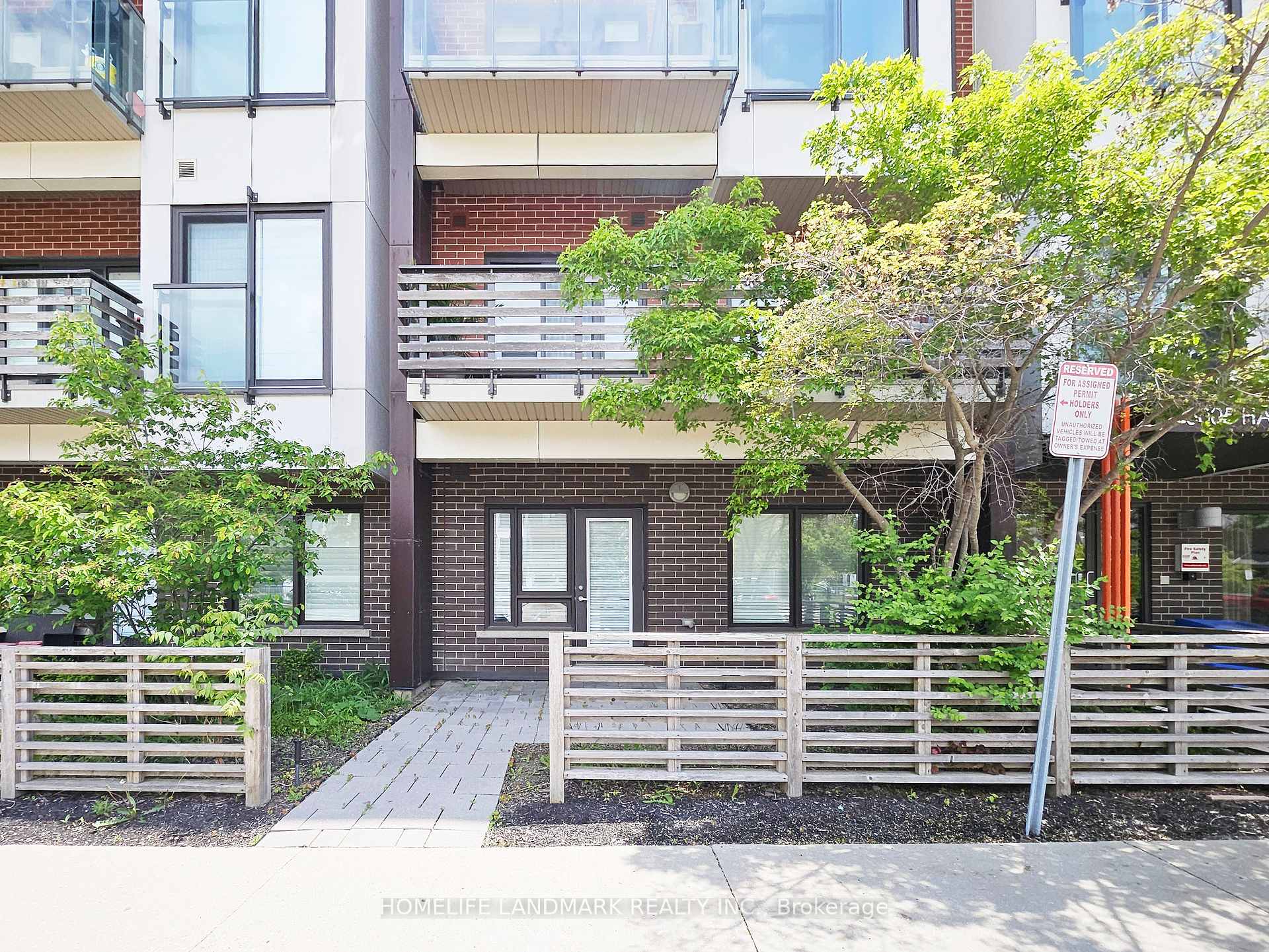 1 Bedroom Condo at 5005 Harvard, Mississauga For sale