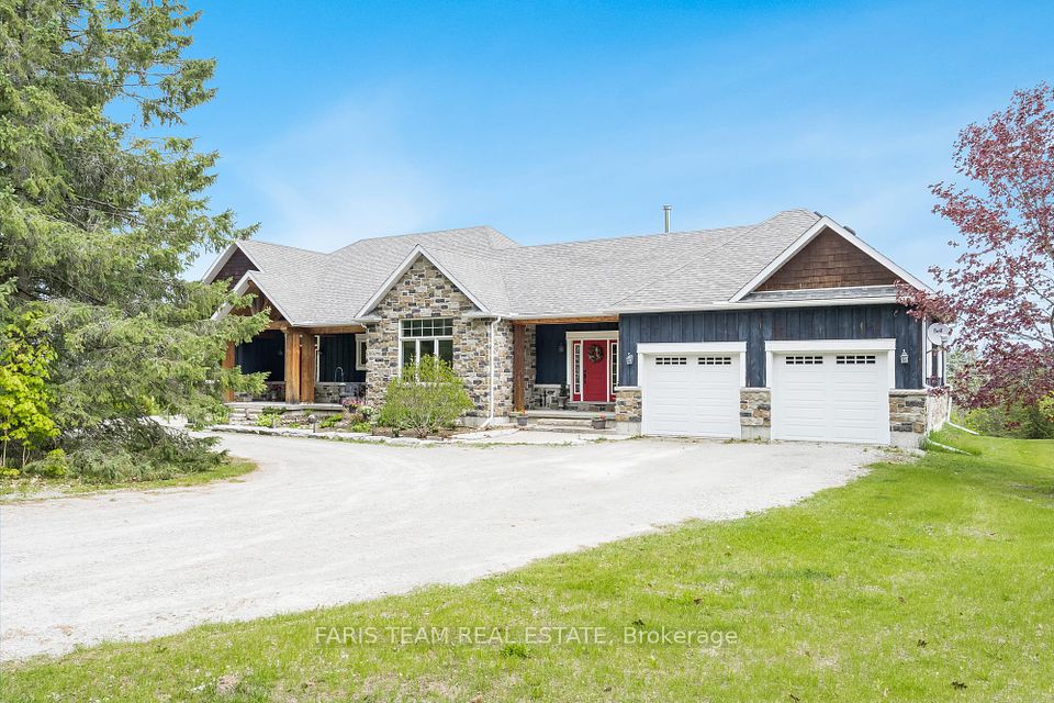 1933 Vespra Valley Road, Springwater, ON L0L 1Y2