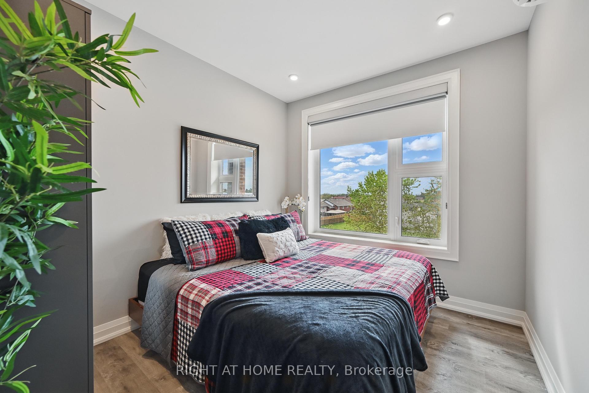 1 Bedroom Condo at 257 Millen, Hamilton For sale