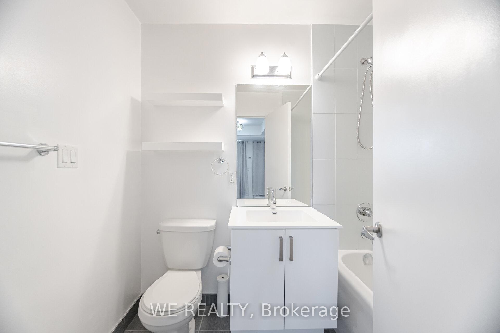 3 Bedrooms Condo at 3560 ST CLAIR, Toronto For sale