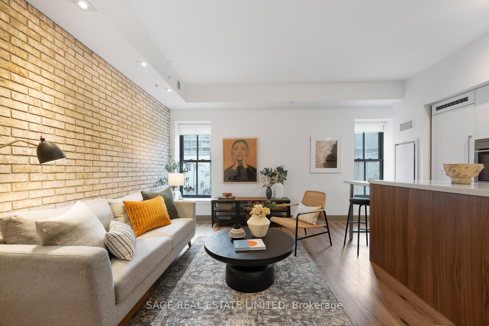 2 Bedrooms Condo at 39 Sherbourne, Toronto For sale