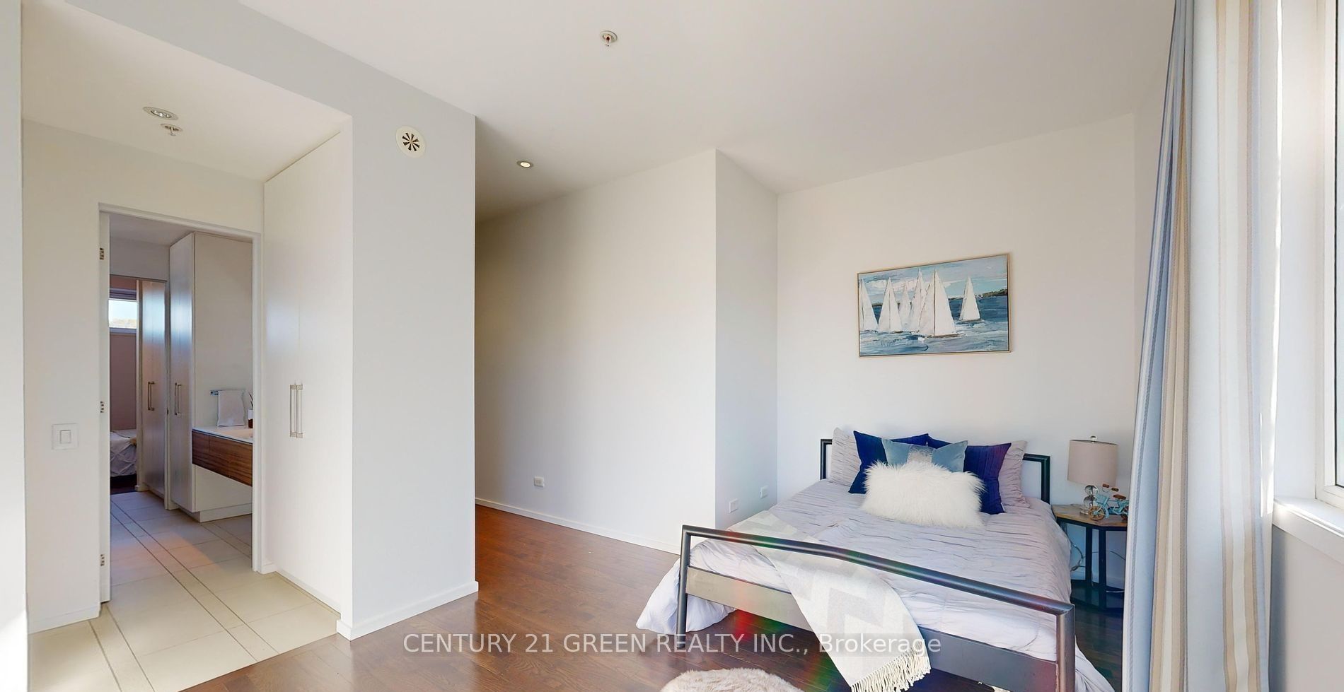 56 Lippincott Street, #8
