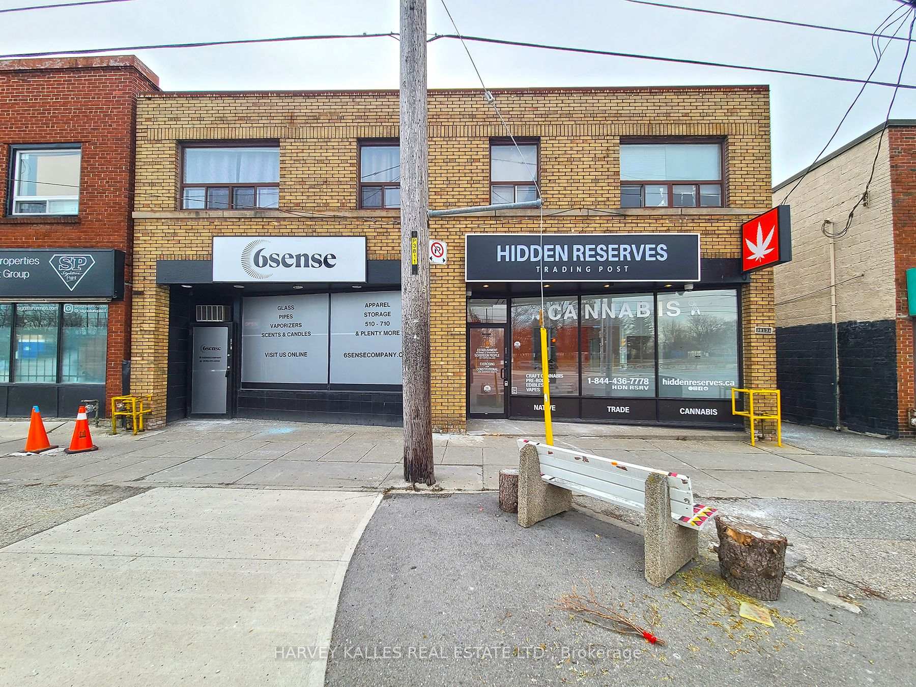 3813 Lake Shore Boulevard W retail