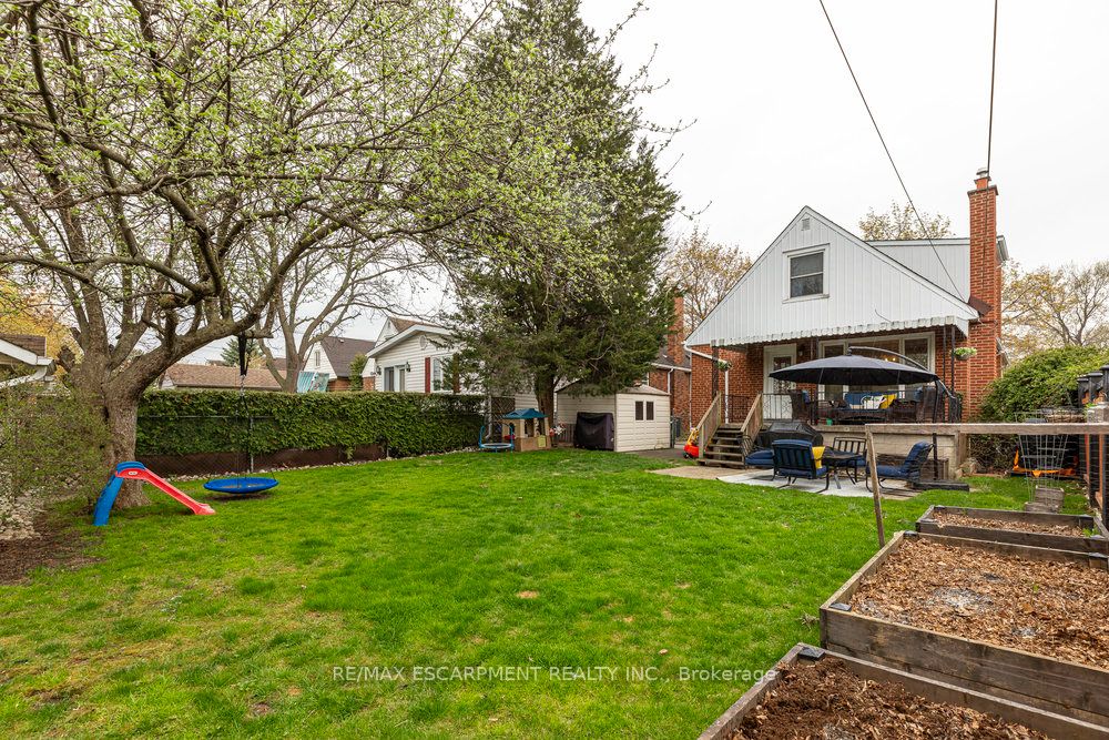 5 Bettina Avenue
