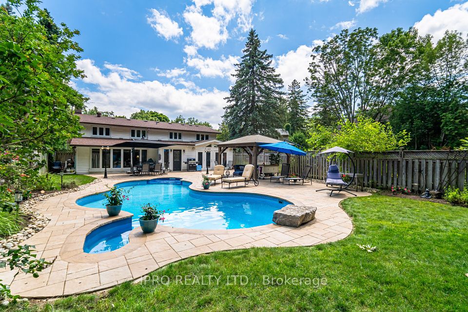 1117 Springhill