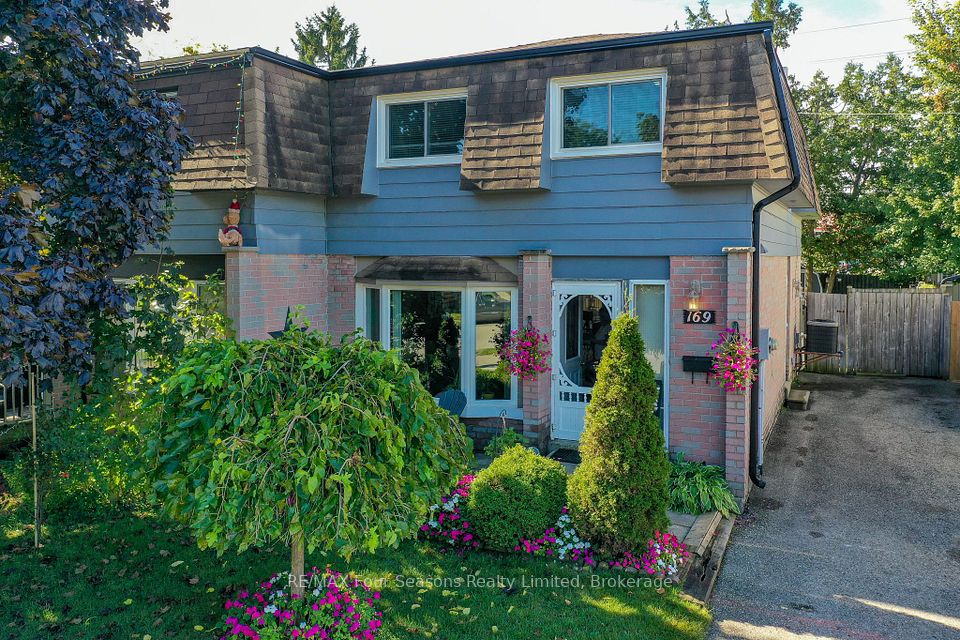 169 Burbank