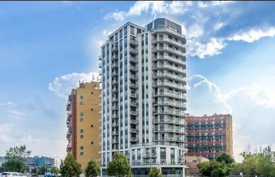 840 QUEENS PLATE Drive