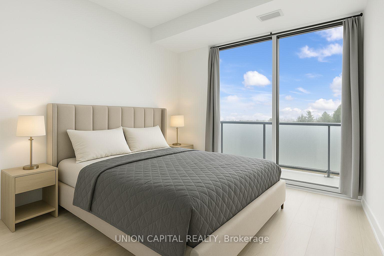 2 Bedrooms Condo at 215 Lakeshore, Mississauga For sale