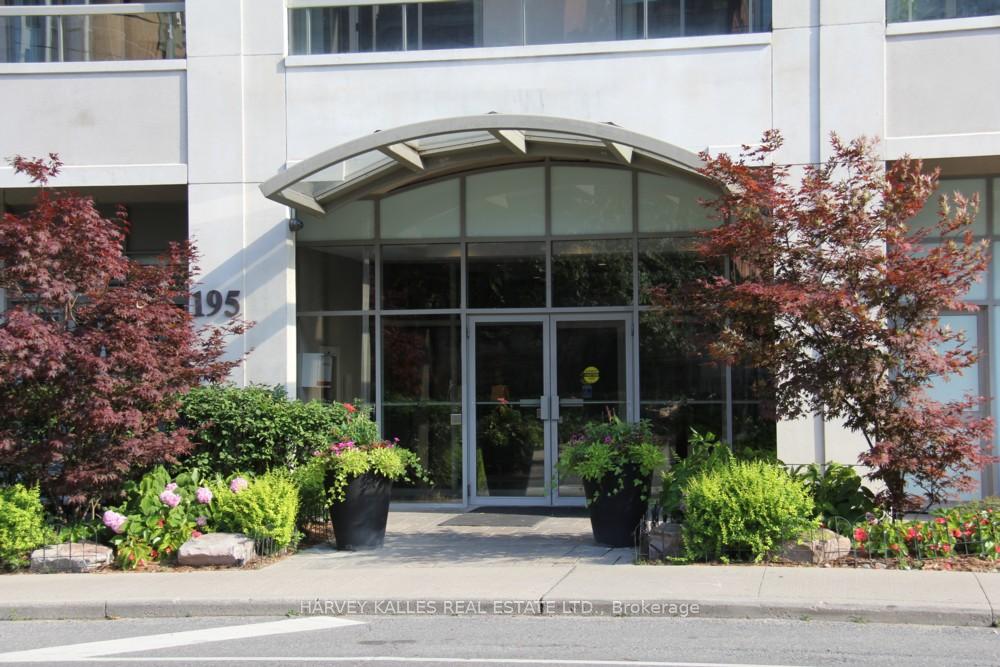 195 Merton Street 703