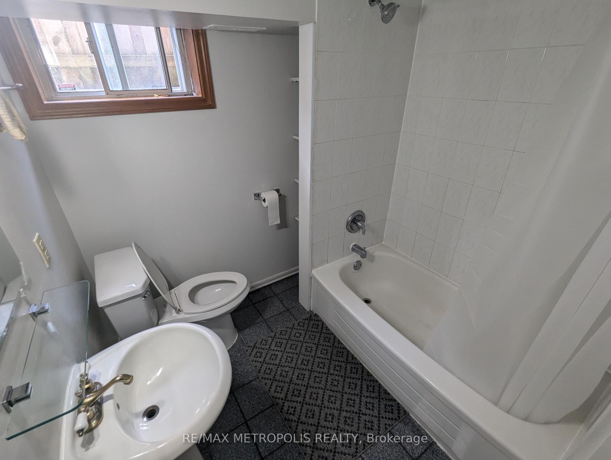 45 Brenda Crescent, #BSMT