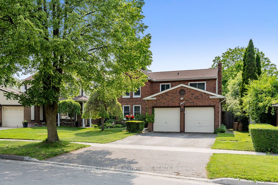 7 Deerwood