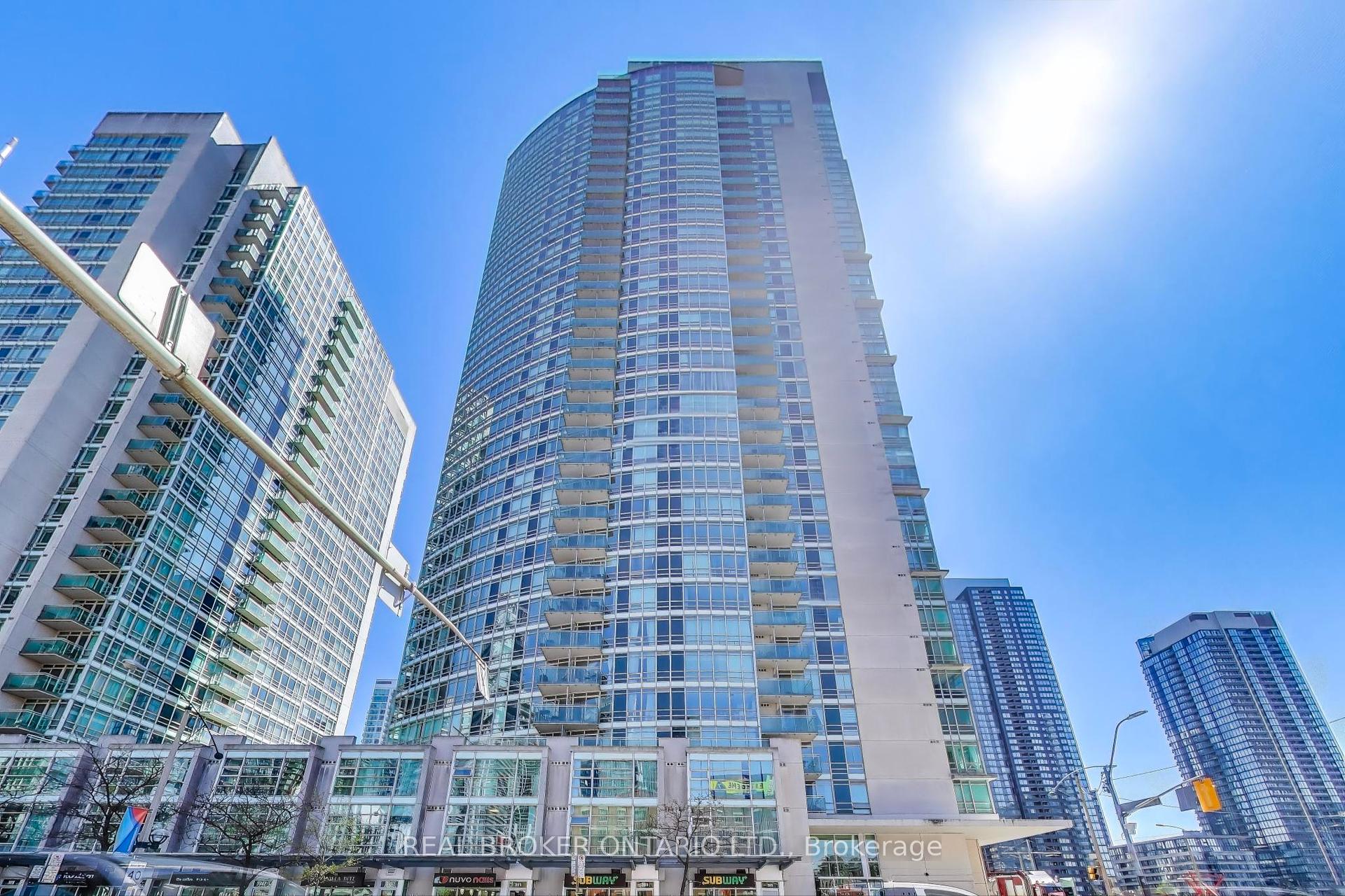 2 Bedrooms Condo at 397 Front, Toronto For sale
