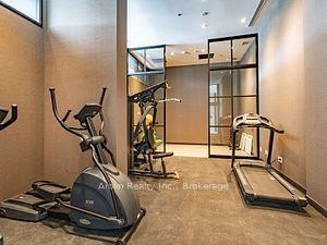 2 Bedrooms Condo at 3005 Pine Glen, Oakville For sale