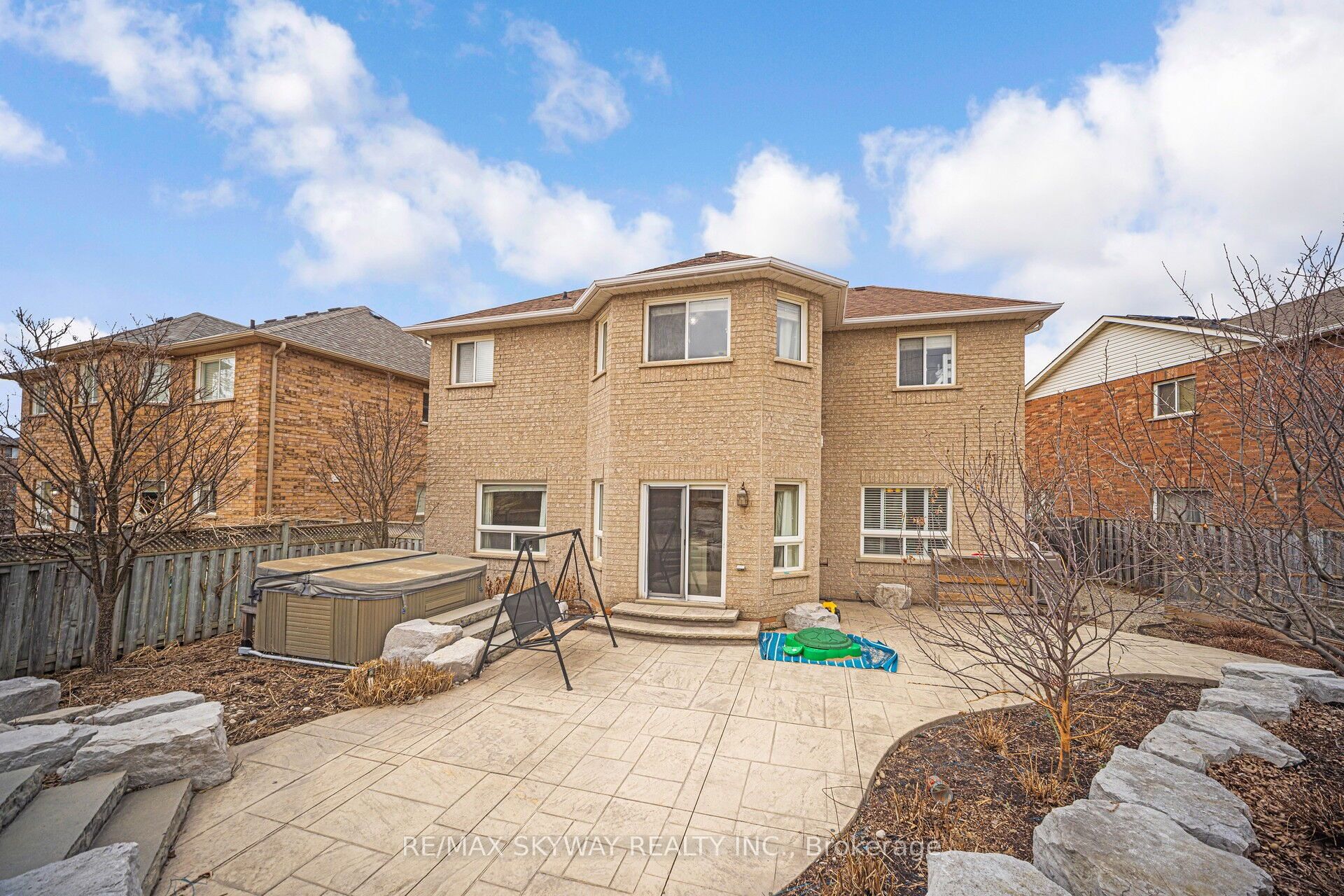 22 Callaghan Crescent