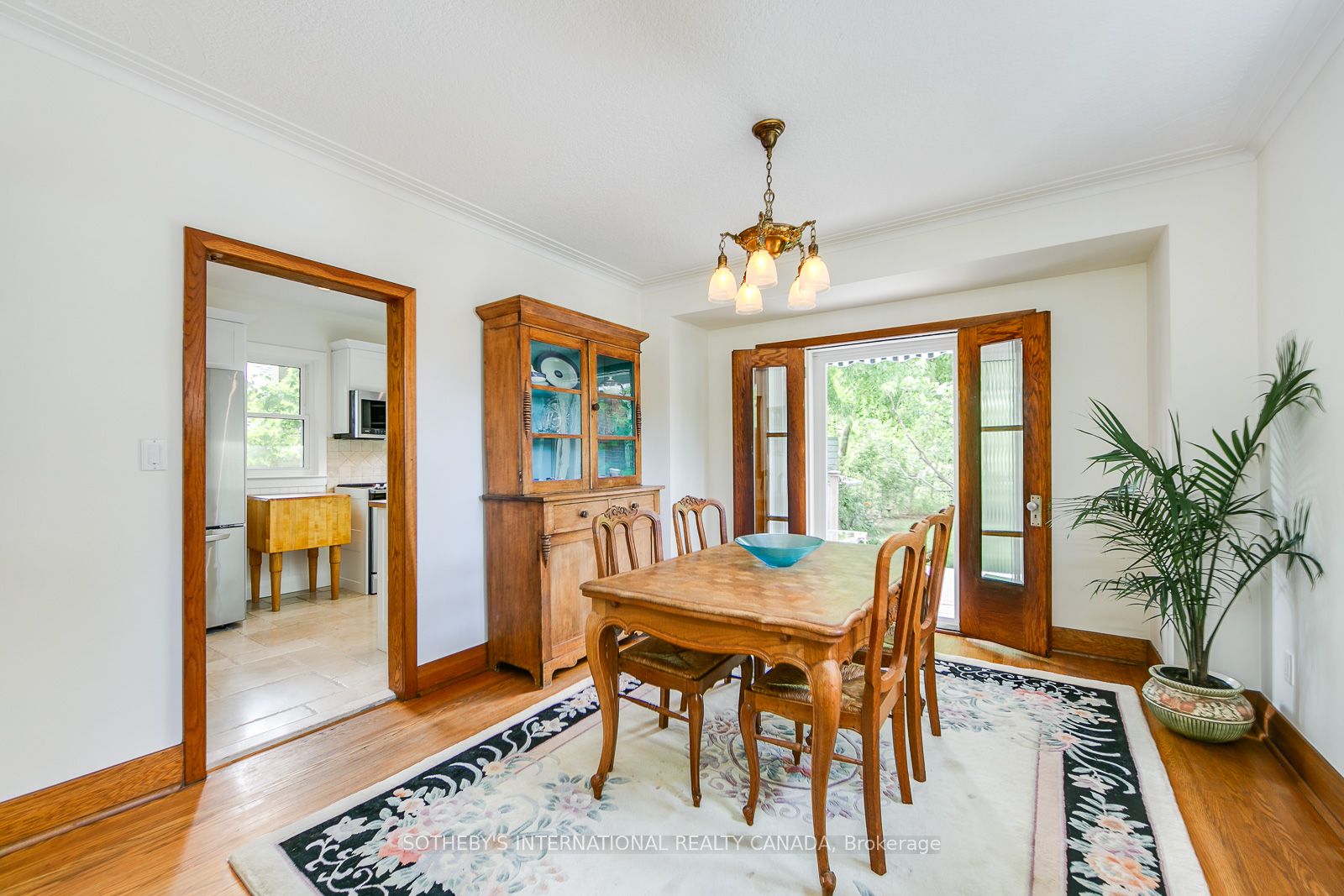 5 Springbank Avenue