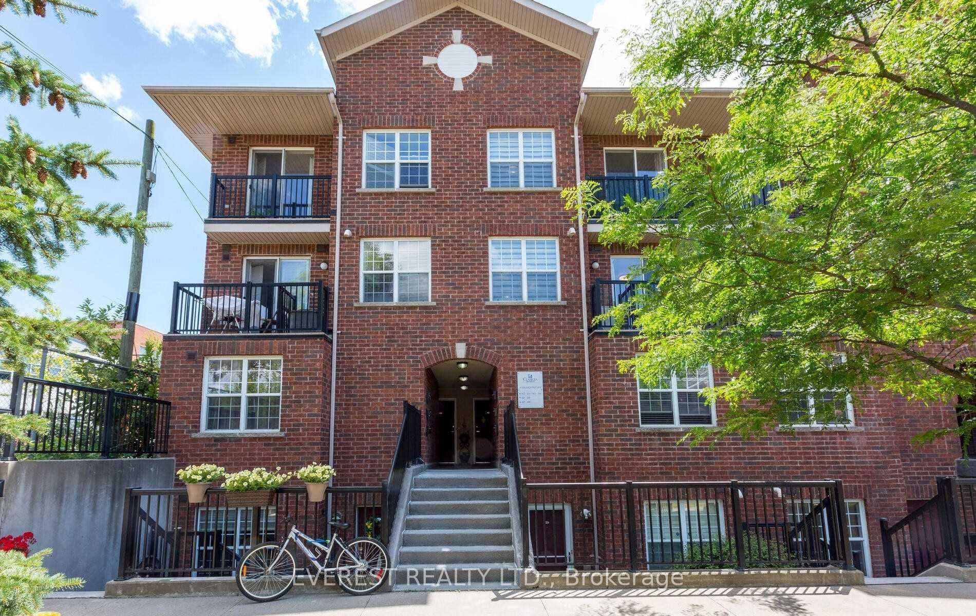 2 Bedrooms Condo at 45 Strangford, Toronto For sale