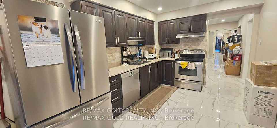#(UPPER) - 15 Valonia Drive, Brampton, ON L6V 4J2